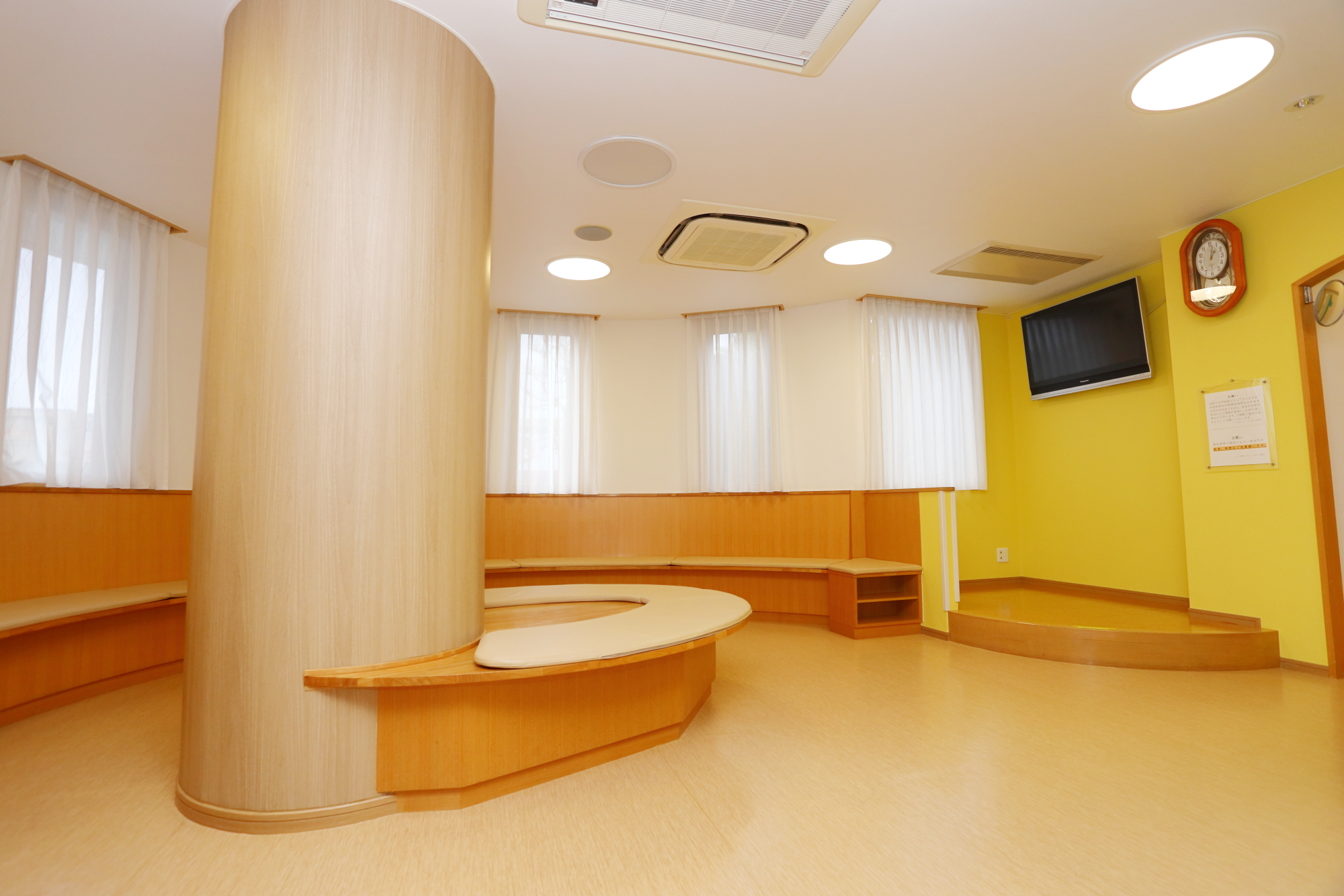待合室｜八王子市大和田町,耳鼻科,耳鼻咽喉科｜かとう耳鼻科クリニック